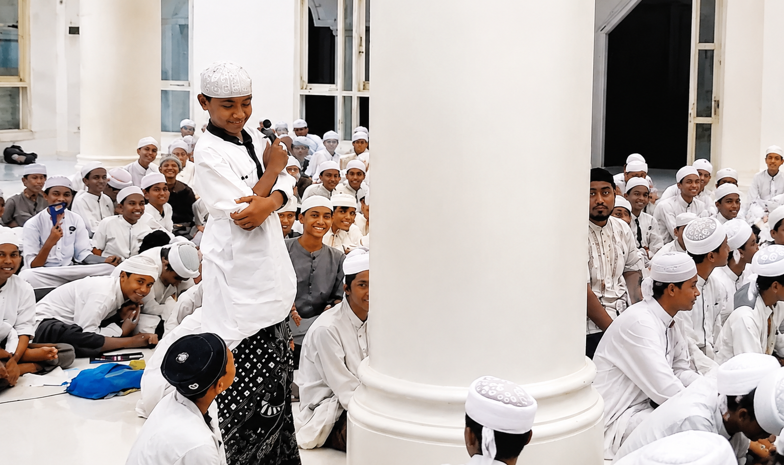 Sosialisasi dan edukasi kesehatan pencegahan penyakit kulit skabies berbasis media video animasi untuk para santri mukim. (Dokumentasi 5)