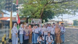 SMA Al-KHAIRAAT Ternate Menggalang Dana untuk Korban Bencana Banjir Bandang Rua Ternate